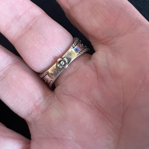 Regal Barbara Bixby Cushion Cut Garnet 925/18k Gold Ring - Picture 5 of 15